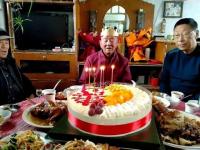 The90-year-oldfatherishappytolearnBuddhism1.jpg The90-year-oldfatherishappytolearnBuddhism1.jpg