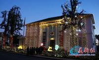 apclayartshinesincovina3.jpg