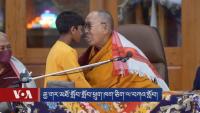 dalailamasuckhistongue5.jpg