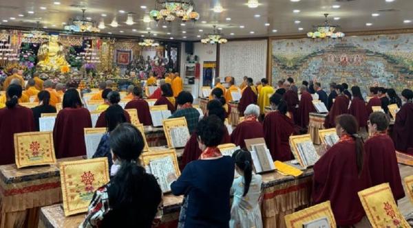 慈善寺举办恭迎南无释迦牟尼佛佛诞法会